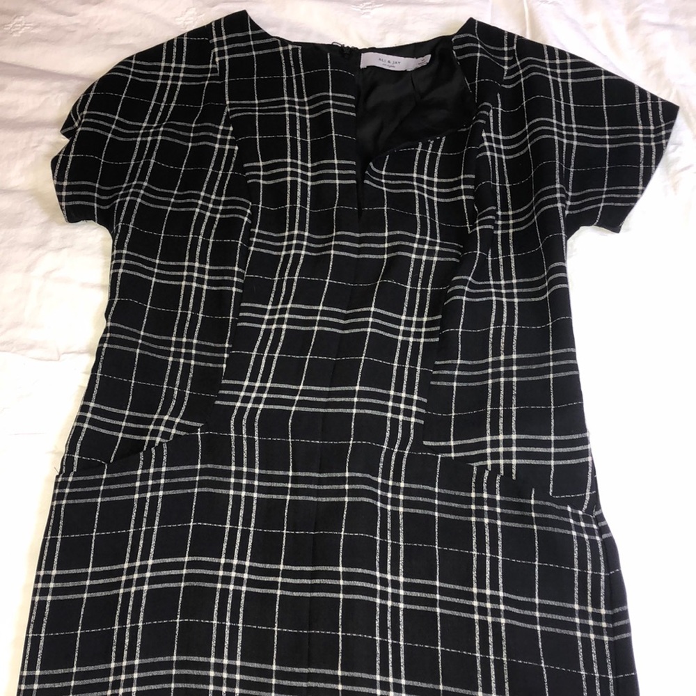 Black and white plaid dress with pockets